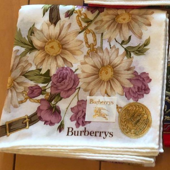 Vintage Burberry floral patterned silk scarf bandana - Picture 2 of 3